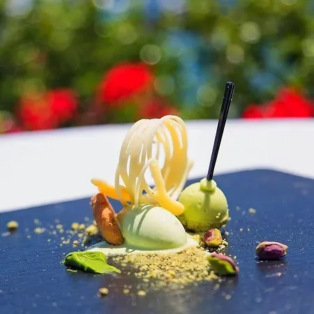 Miramare E Castello Готель 5*